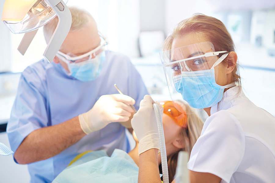 Four-Handed Dentistry for the Dental Team
